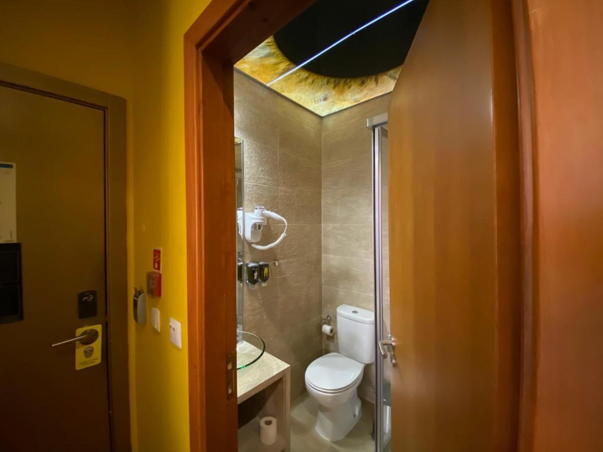 Arty Home In The Heart Of Lisbon , Baixa Chiado Exterior photo